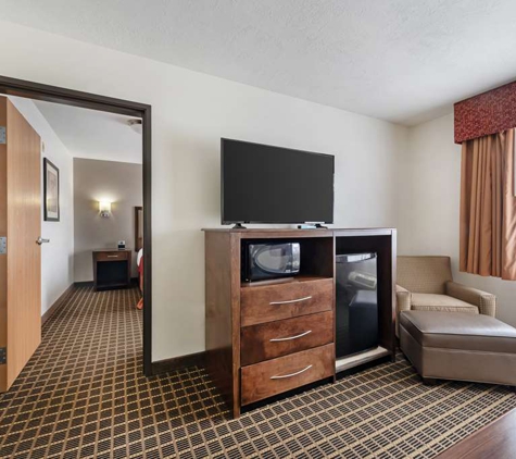 Best Western Plus Eagleridge Inn & Suites - Pueblo, CO