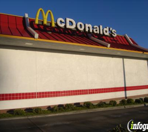 McDonald's - North Hills, CA
