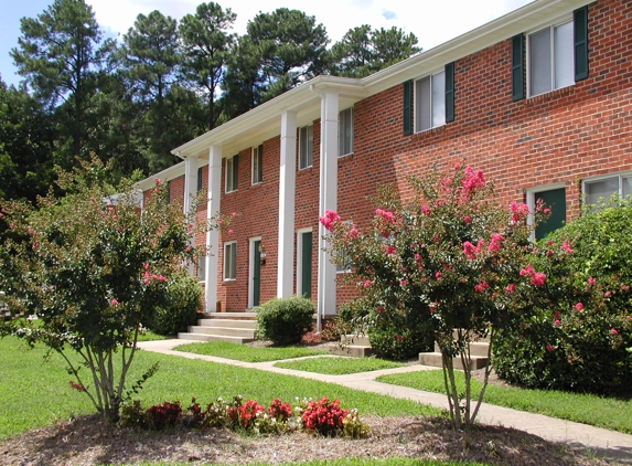 Aden Park & Glenway Green Apartments - Richmond, VA