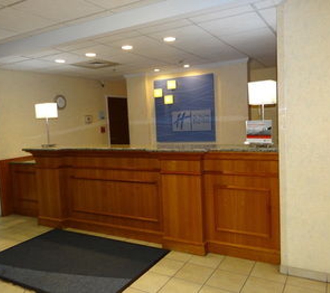 Holiday Inn Express & Suites Salisbury - Delmar - Delmar, MD