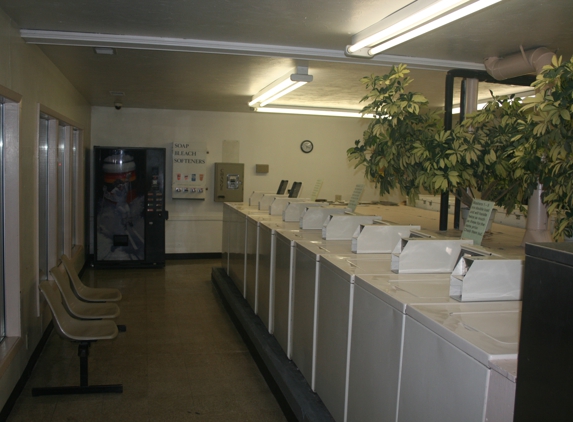 South Street Laundromat - Lincoln, NE