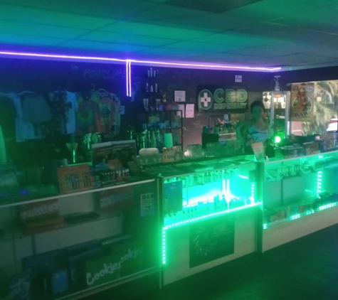 The Martian Smoke Shop - Fort Myers, FL