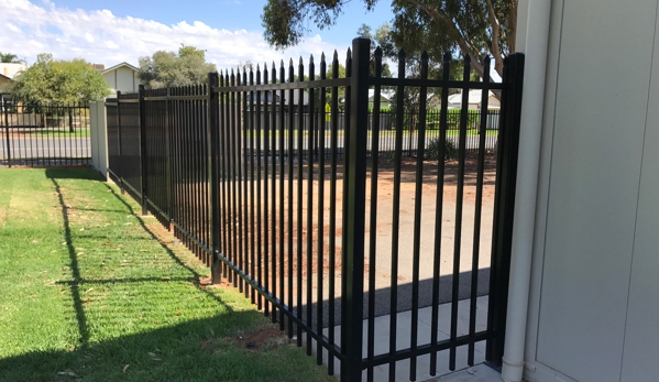 Noyce Tubular Design Fencing