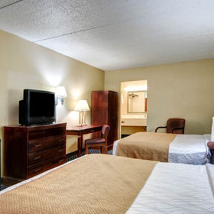 Econo Lodge - Morgantown, WV