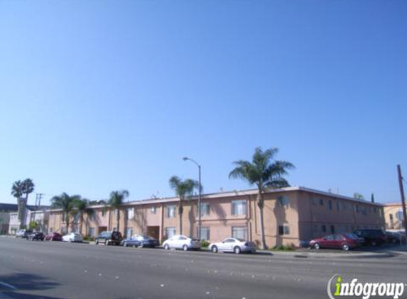 Courtyard Apartments - Hawthorne, CA