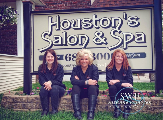 Houston's Salon & Spa - Baldwin, WI