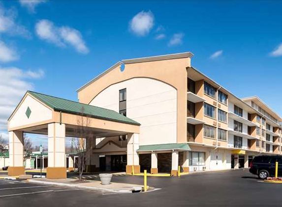 Quality Inn & Suites - Laurel, MD