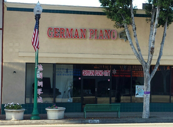 German Piano City - Temple City, CA. Outside