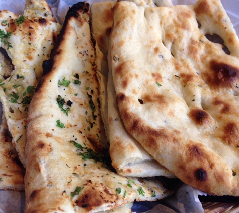 India's Oven - Los Angeles, CA. Garlic naan and naan