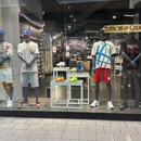 Jimmy Jazz - Clothing Stores