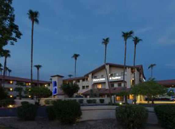 Days Inn - Tempe, AZ