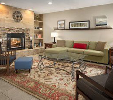 Country Inns & Suites - Lexington, KY