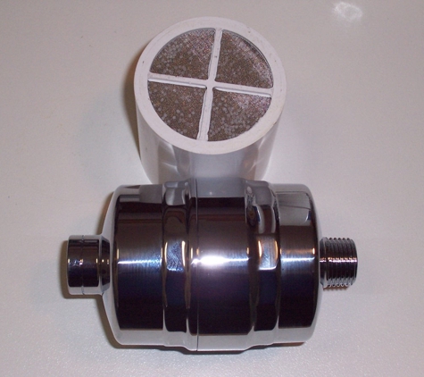 Clarence Water Filters Pty Ltd - Yamba, NSW. Chlorine removal shower filter and replacement cartridge