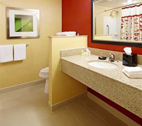 Courtyard by Marriott - West Homestead, PA