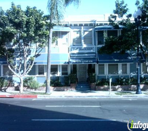 RK Buckner Hostel - San Diego, CA