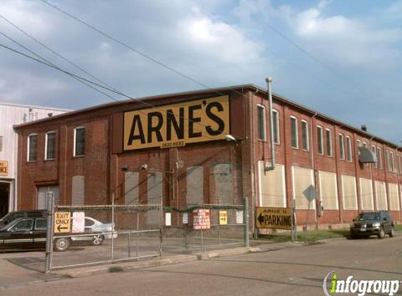 Arne's Warehouse & Party Store - Houston, TX