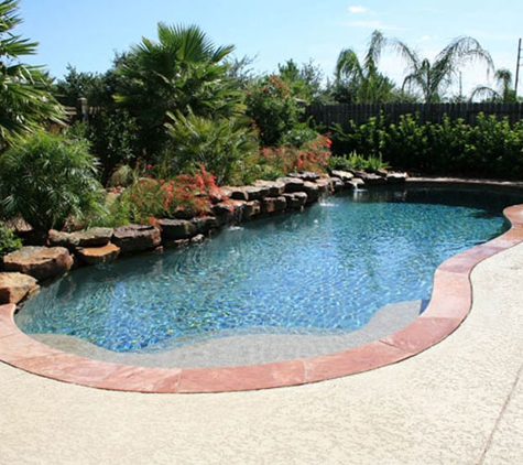 Camarillo Best Pool Cleaning Service - Camarillo, CA