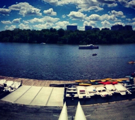 Thompson Boat Center - Washington, DC