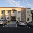 Brinton Hotel & Suites