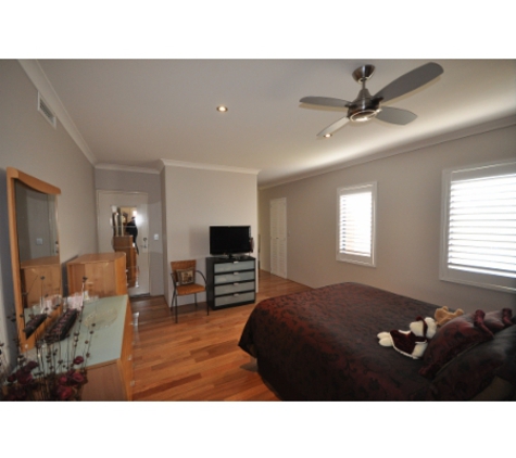 Hamiltons Painting & Decorating - Connolly, WA