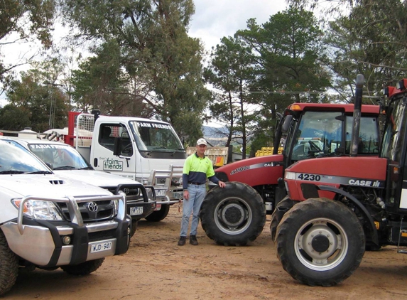 Gray's Farm Friends - Yackandandah, VIC