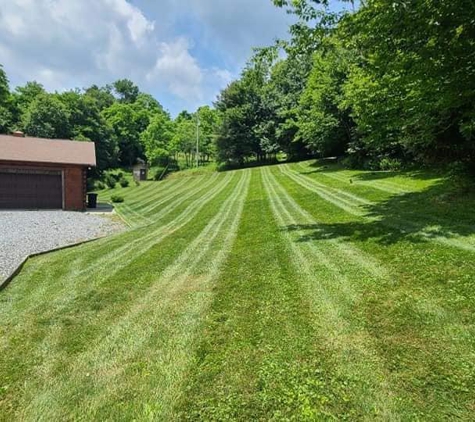 Four Luna Brothers Lawn Care