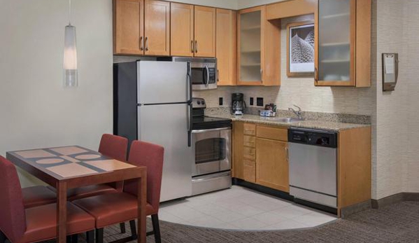 Residence Inn by Marriott Alexandria Old Town South at Carlyle - Alexandria, VA