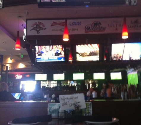 Upper Deck Ale & Sports Grill - Hallandale Beach, FL