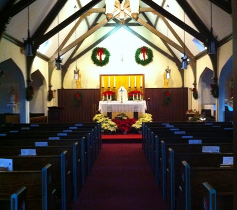 St. John the Apostle Catholic Church - Leesburg, VA