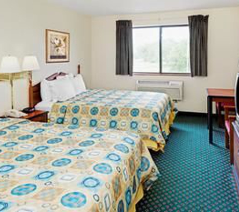 Super 8 by Wyndham Omaha Eppley Airport/Carter Lake - Carter Lake, IA