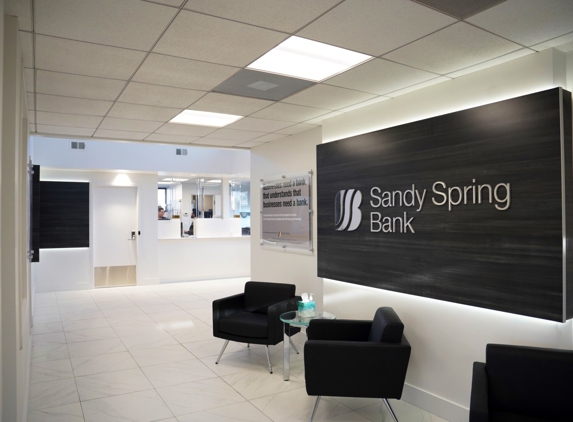 Sandy Spring Bank - Leesburg, VA