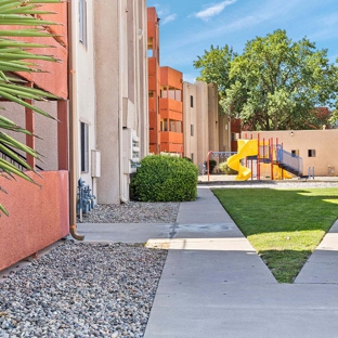 Mesa Ridge Apartments - Albuquerque, NM