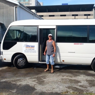 Brisbane Mini Bus Charter - Herston, QLD