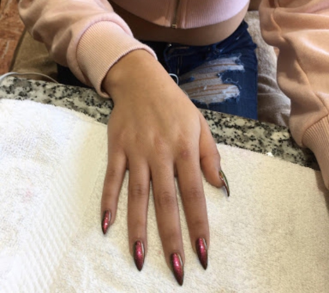 Tommy Nails - Las Vegas, NV