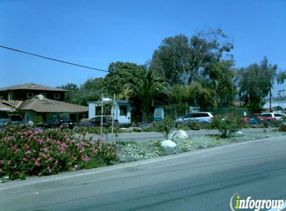 Animal & Bird Hospital - Del Mar, CA