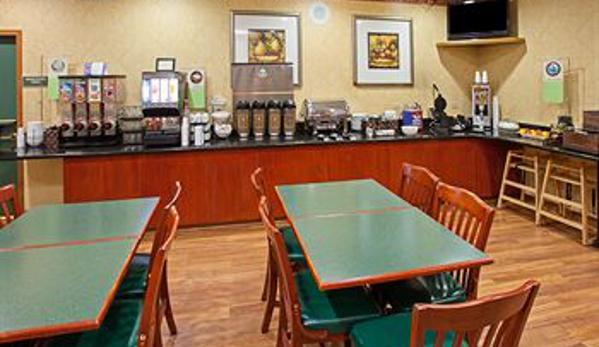 Country Inns & Suites - Bensenville, IL