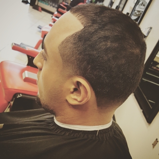 Calis Finest Barbar Launge - Bakersfield, CA. Jay the barber