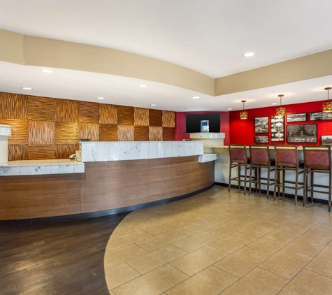 Best Western Plus Wine Country Inn & Suites - Santa Rosa, CA