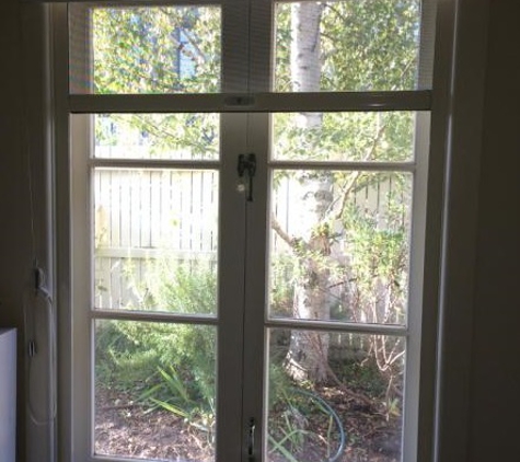 RETRACTASCREEN - Cheltenham, VIC. Casement Window Screen