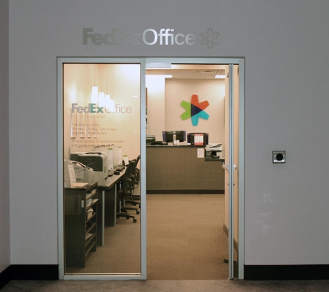 FedEx Office Print & Ship Center - Las Vegas, NV