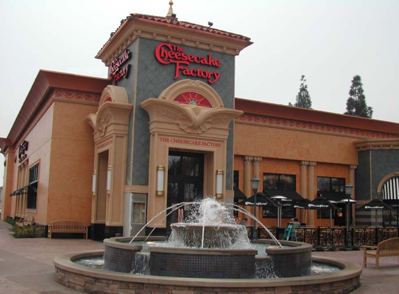 The Cheesecake Factory - Fresno, CA