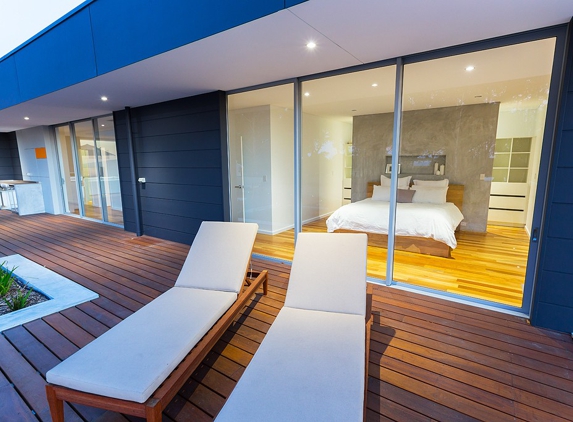 Mandurah Glass Service. all glass and glazing products