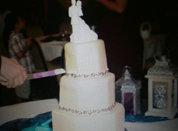 Cake Creations by Paula - Pocatello, ID