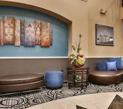 Best Western Plus Cutting Horse Inn & Suites - Weatherford, TX