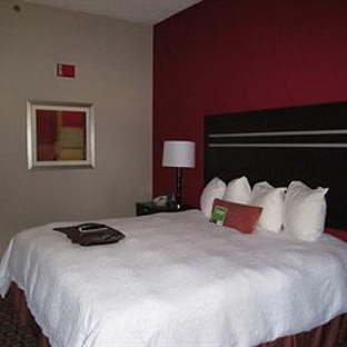 Hampton Inn Ft. Myers-Airport I-75 - Fort Myers, FL