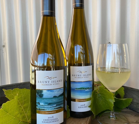 Bruny Island Premium Wines - Lunawanna, TAS