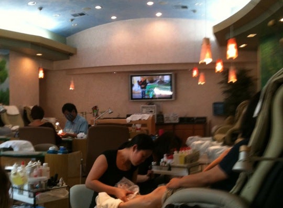 KC Nails - Carlsbad, CA