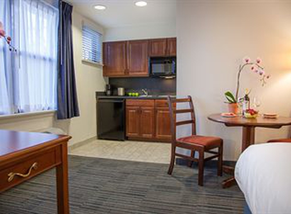 Federal City Inn & Suites - New Orleans, LA