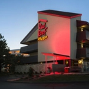 Red Roof PLUS+ St Louis-Forest Park/Hampton Avenue - Lodging