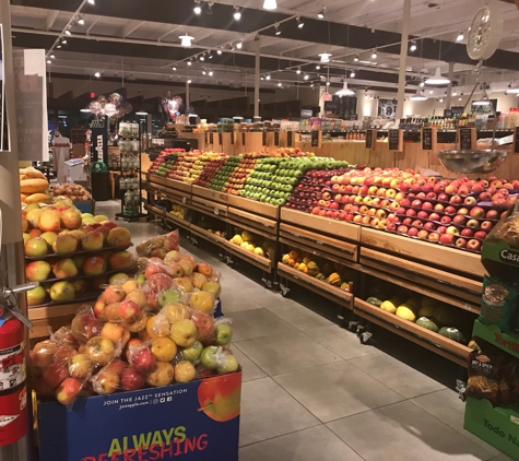 The Market at Edgewood - Palo Alto, CA